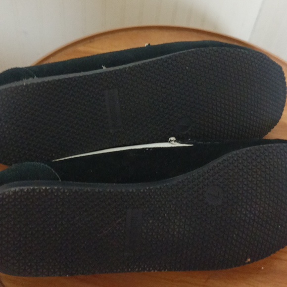 No Boundaries faux suede loafers - Picture 7 of 7